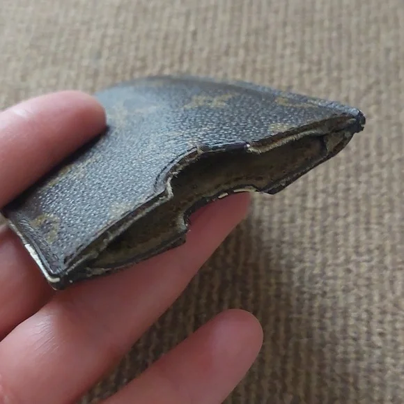 Louis Vuitton Card Holder/Pouch *FINAL PRICE* - Picture 3 of 14